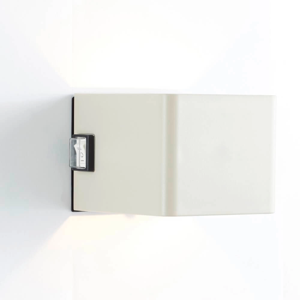 Créme opbouwspot Iseo oplaadbaar Brilliant 4004353435584