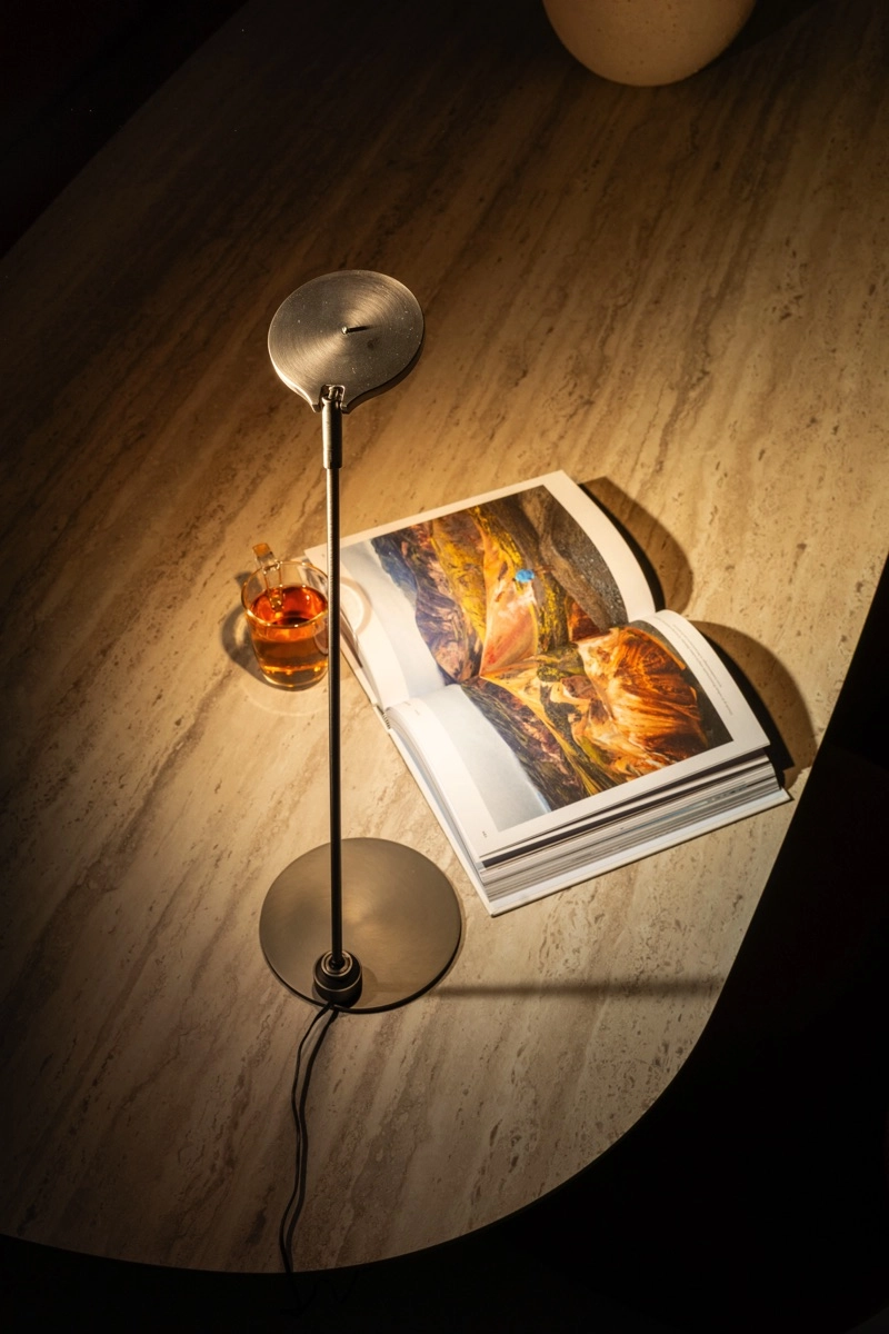 Moderne led tafellamp Angelique zwart nikkel ETH 8720195310884