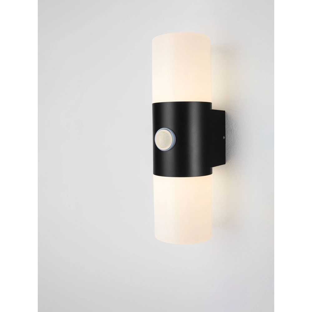 Design wandlamp Paul zwart met sensor Lyora 5212017448255