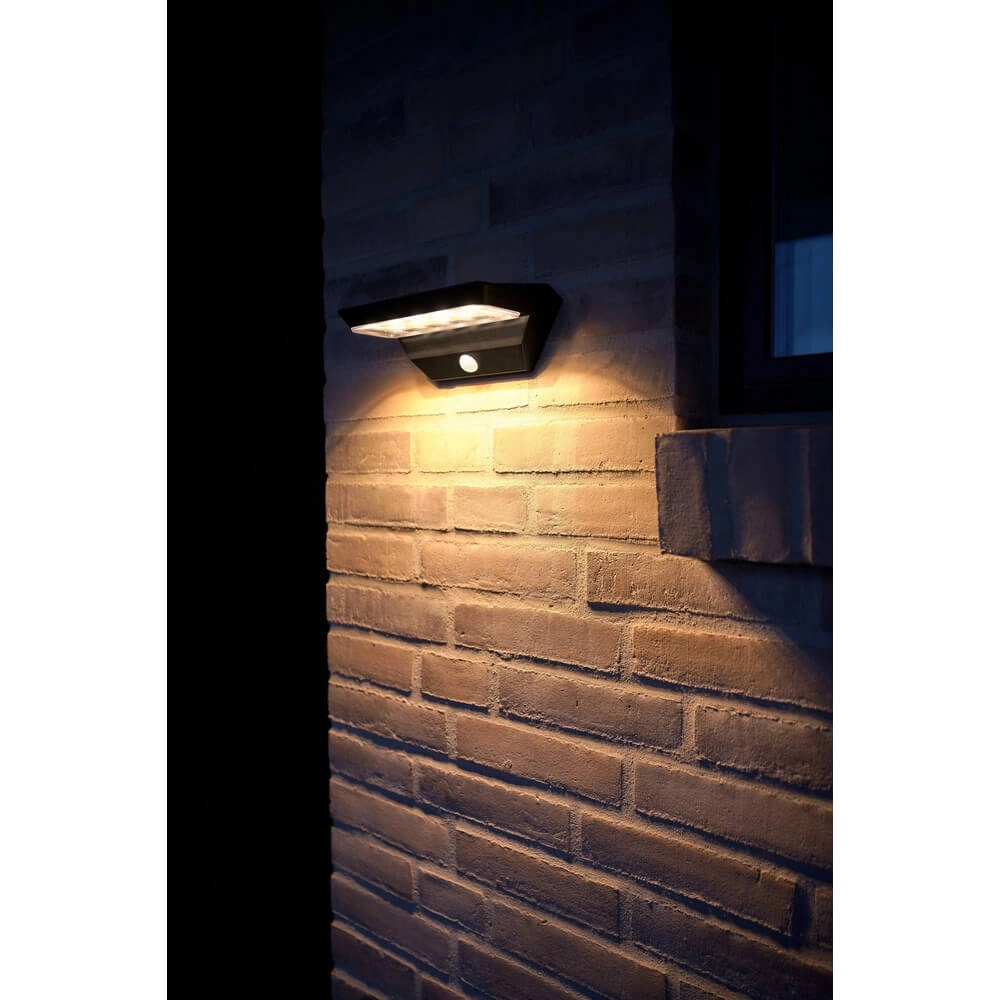 Zwarte wandlamp Agena design Nordlux 5704924004964