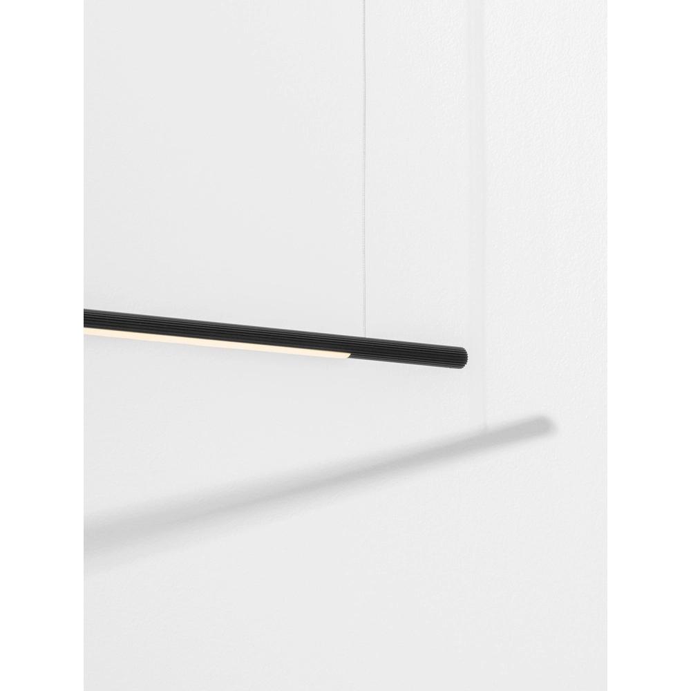 Strakke hanglamp Brillia zwart 120cm Lyora 5212017473776