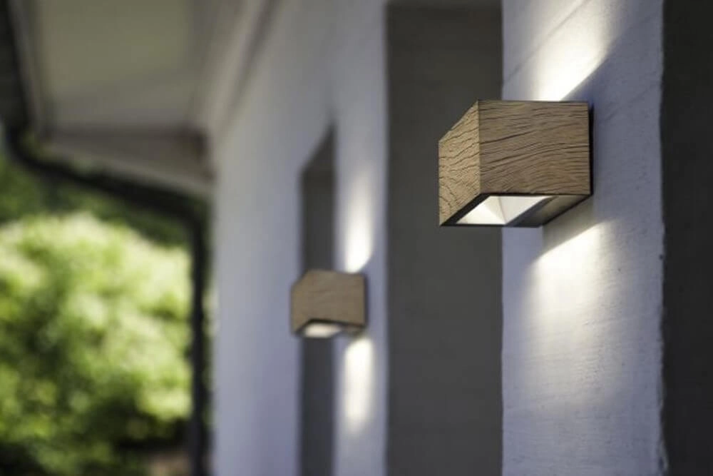 Wandlamp Gemini antraciet met houtlook Lutec 6939412013794