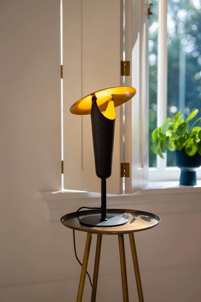 Moderne tafellamp The Britt zwart met goud ETH 8720195304432