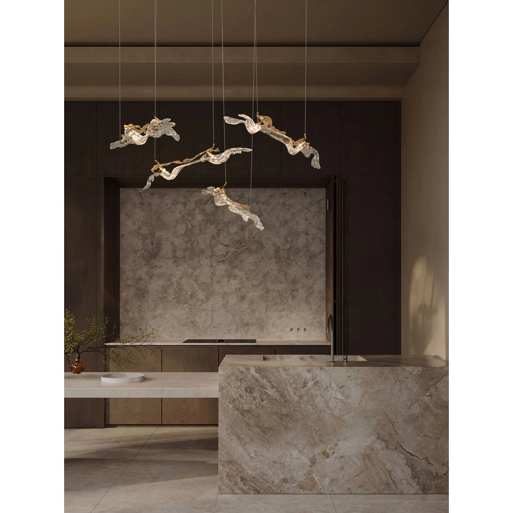 Gouden hanglamp Avesa met helder glas 128cm