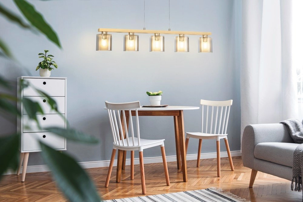 Eetkamer hanglamp Castralvo houtbruin met amber glas Eglo 9008606310050