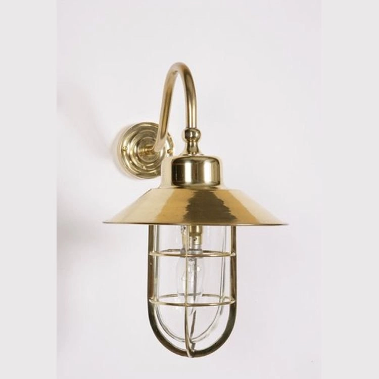 Landelijke buitenlamp Wheelhouse antiek koper (ANT) Limehouse 8716803506534