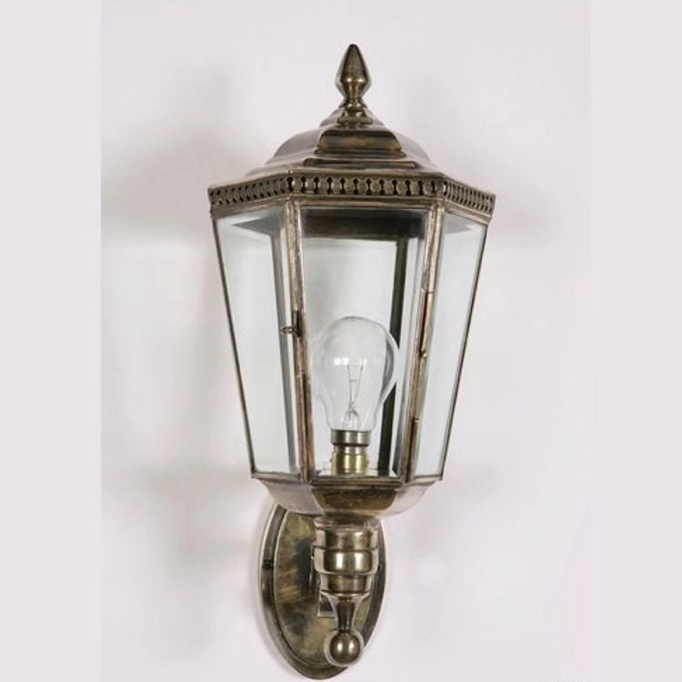 Landelijke buitenlamp Chelsea messing (PB) Limehouse 8716803506770