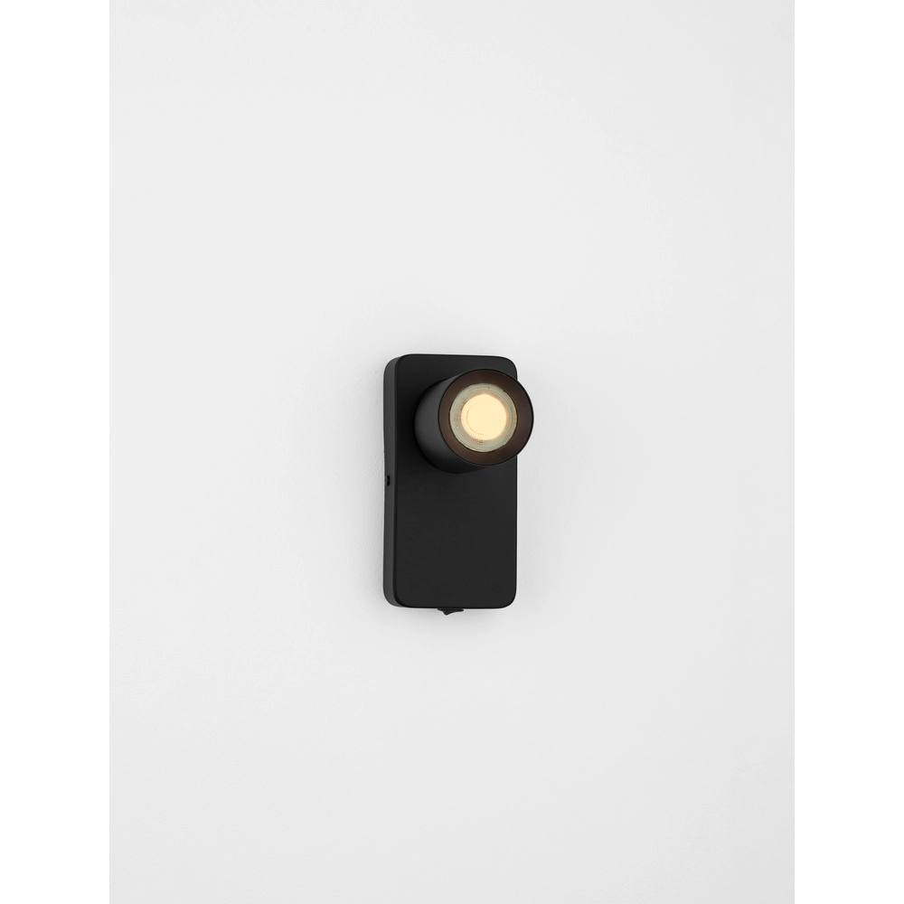 Wandspot Cosmina zwart Lyora 5212017455369