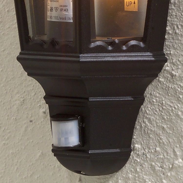 Schriklamp Firenze Met bewegingssensor KonstSmide 7318307230758